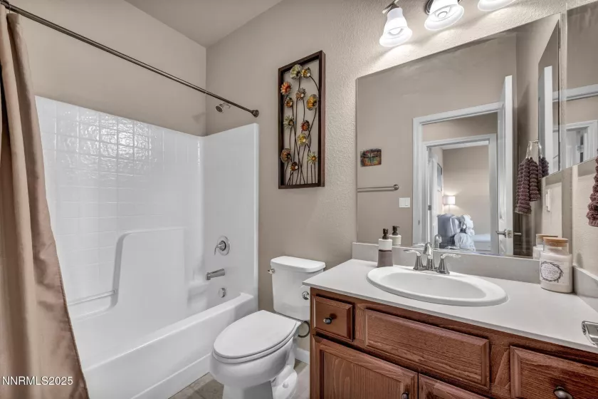 6775 Russian Thistle, Sparks, Nevada 89436, 3 Bedrooms Bedrooms, ,3 BathroomsBathrooms,Residential,Residential,Russian Thistle,250052587