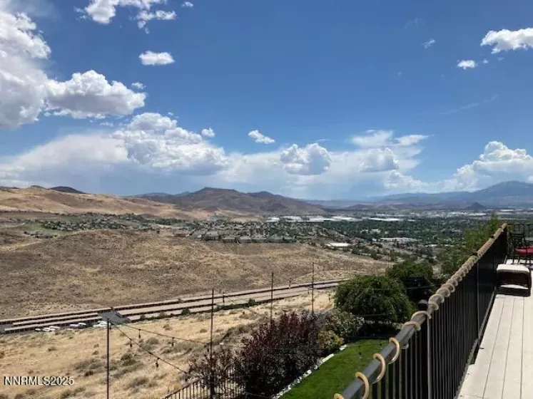 4073 Talladega, Sparks, Nevada 89436, 5 Bedrooms Bedrooms, ,4 BathroomsBathrooms,Residential,Residential,Talladega,250052589