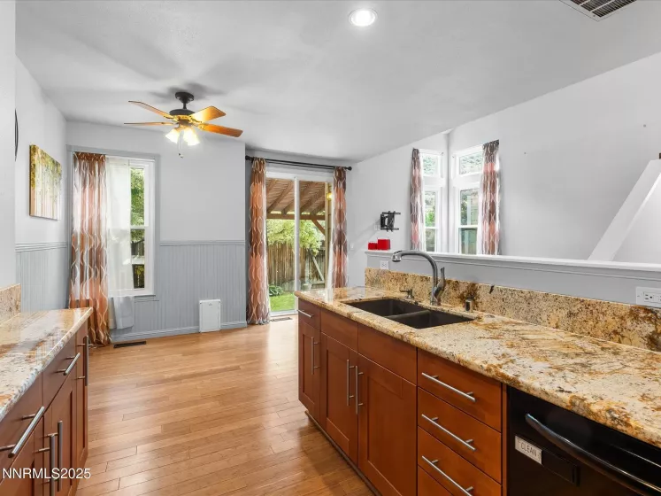 4325 Leeward, Reno, Nevada 89502, 2 Bedrooms Bedrooms, ,3 BathroomsBathrooms,Residential,Residential,Leeward,250052594