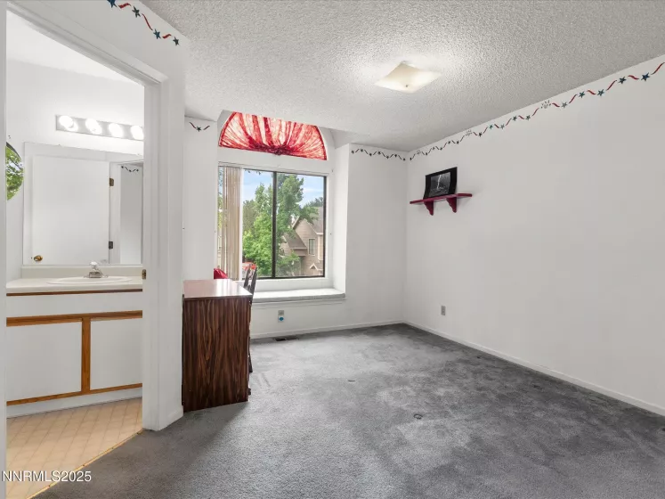 4325 Leeward, Reno, Nevada 89502, 2 Bedrooms Bedrooms, ,3 BathroomsBathrooms,Residential,Residential,Leeward,250052594