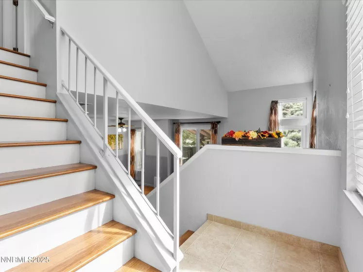 4325 Leeward, Reno, Nevada 89502, 2 Bedrooms Bedrooms, ,3 BathroomsBathrooms,Residential,Residential,Leeward,250052594