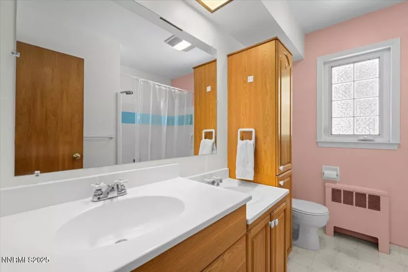 7 Circle, Carson City, Nevada 89703, 3 Bedrooms Bedrooms, ,3 BathroomsBathrooms,Residential,Residential,Circle,250052595