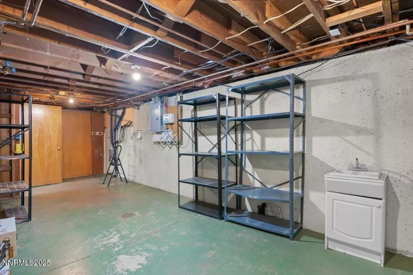 7 Circle, Carson City, Nevada 89703, 3 Bedrooms Bedrooms, ,3 BathroomsBathrooms,Residential,Residential,Circle,250052595