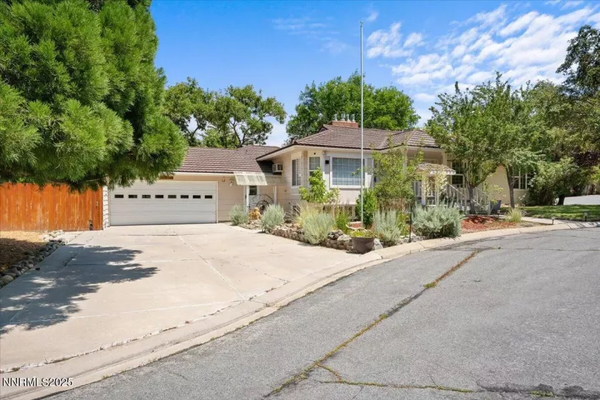 7 Circle, Carson City, Nevada 89703, 3 Bedrooms Bedrooms, ,3 BathroomsBathrooms,Residential,Residential,Circle,250052595