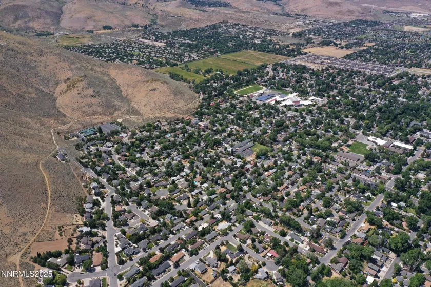 7 Circle, Carson City, Nevada 89703, 3 Bedrooms Bedrooms, ,3 BathroomsBathrooms,Residential,Residential,Circle,250052595
