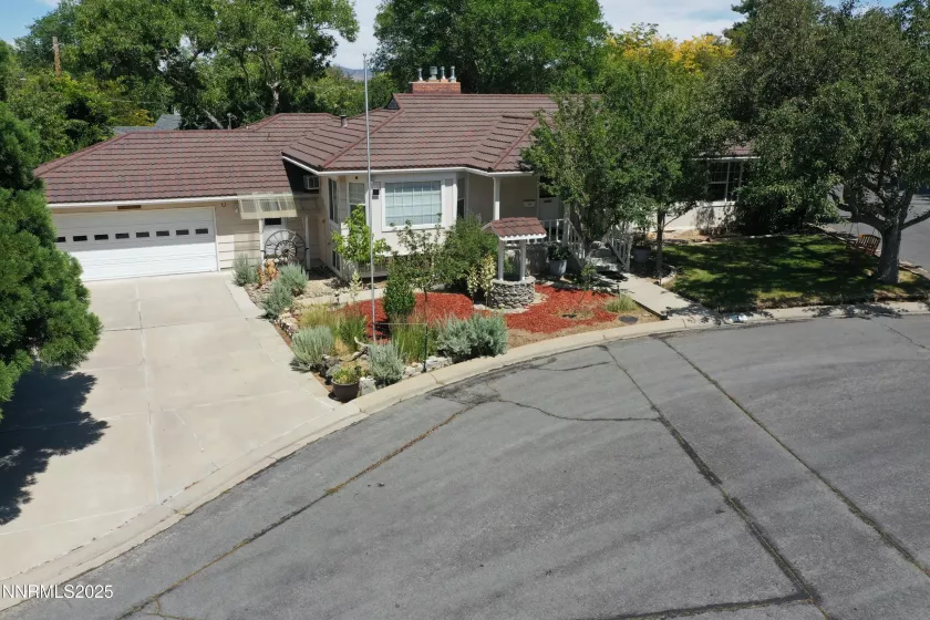7 Circle, Carson City, Nevada 89703, 3 Bedrooms Bedrooms, ,3 BathroomsBathrooms,Residential,Residential,Circle,250052595