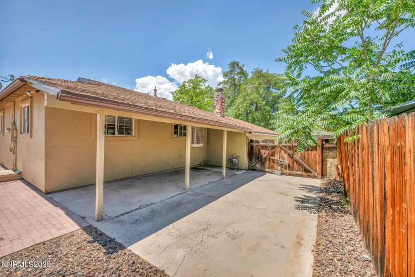 1320 Yori, Reno, Nevada 89502, 3 Bedrooms Bedrooms, ,1 BathroomBathrooms,Residential,Residential,Yori,250052599