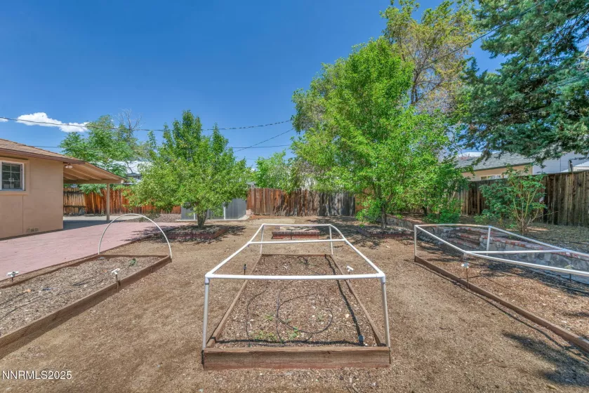 1320 Yori, Reno, Nevada 89502, 3 Bedrooms Bedrooms, ,1 BathroomBathrooms,Residential,Residential,Yori,250052599