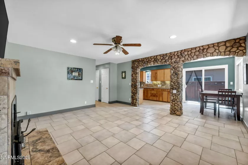 1320 Yori, Reno, Nevada 89502, 3 Bedrooms Bedrooms, ,1 BathroomBathrooms,Residential,Residential,Yori,250052599