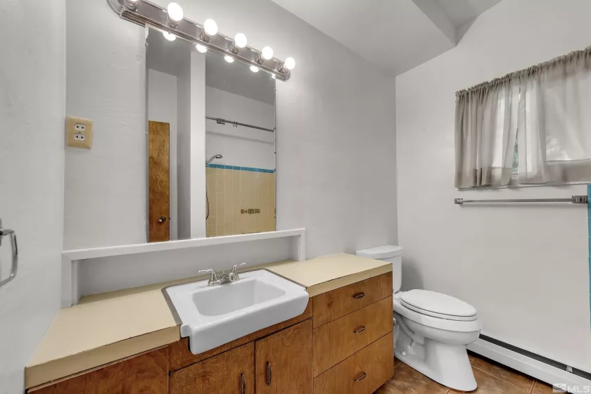 1275 Washington, Reno, Nevada 89503, 4 Bedrooms Bedrooms, ,3 BathroomsBathrooms,Residential,Residential,Washington,250003346