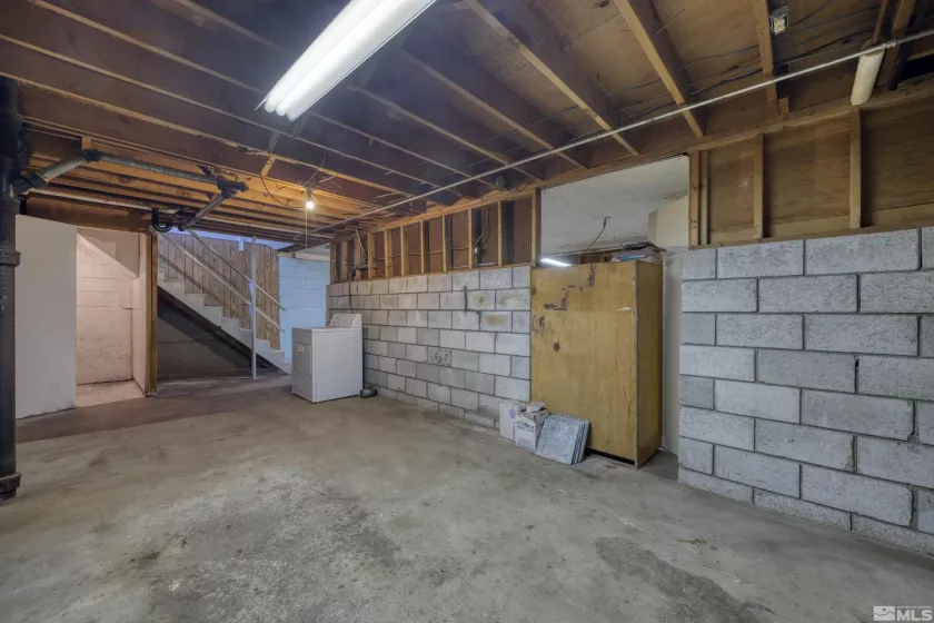 1275 Washington, Reno, Nevada 89503, 4 Bedrooms Bedrooms, ,3 BathroomsBathrooms,Residential,Residential,Washington,250003346