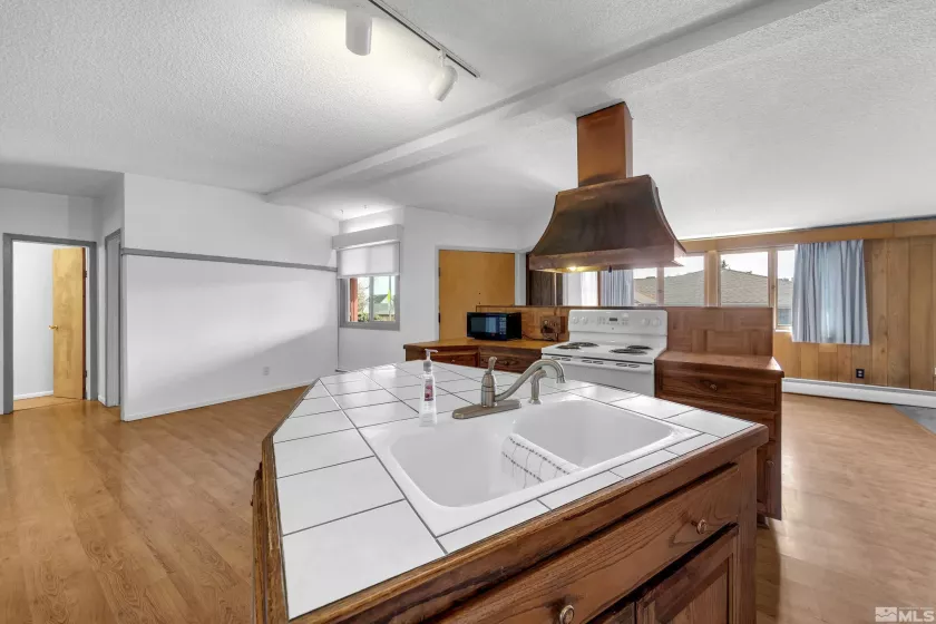 1275 Washington, Reno, Nevada 89503, 4 Bedrooms Bedrooms, ,3 BathroomsBathrooms,Residential,Residential,Washington,250003346
