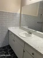 2955 Lakeside, Reno, Nevada 89509, 2 Bedrooms Bedrooms, ,2 BathroomsBathrooms,Residential,Residential,Lakeside,250052604