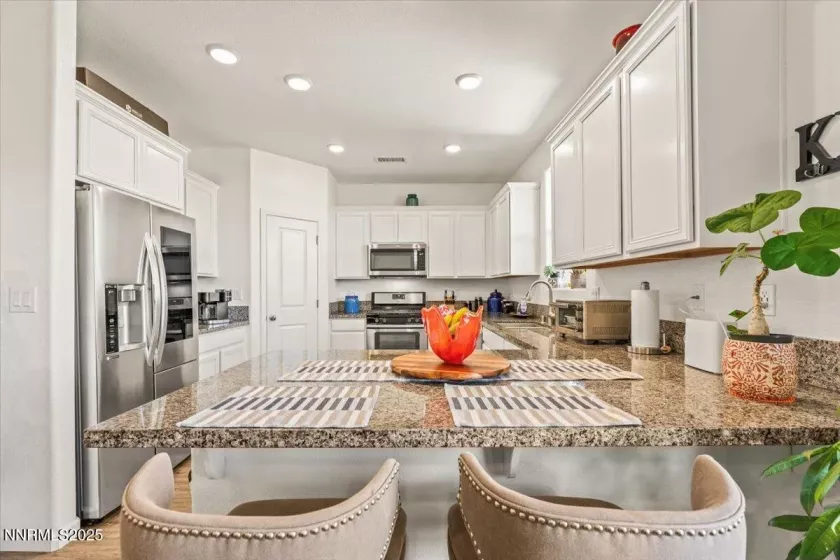 516 Beckwourth, Reno, Nevada 89506, 3 Bedrooms Bedrooms, ,2 BathroomsBathrooms,Residential,Residential,Beckwourth,250052607