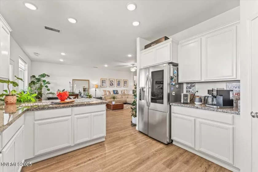 516 Beckwourth, Reno, Nevada 89506, 3 Bedrooms Bedrooms, ,2 BathroomsBathrooms,Residential,Residential,Beckwourth,250052607