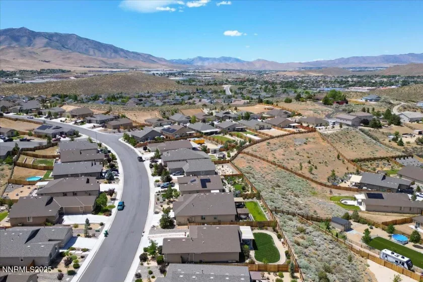 516 Beckwourth, Reno, Nevada 89506, 3 Bedrooms Bedrooms, ,2 BathroomsBathrooms,Residential,Residential,Beckwourth,250052607