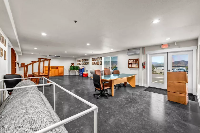 2 Brown, Dayton, Nevada 89403, ,Commercial Sale,Residential,Brown,250052608