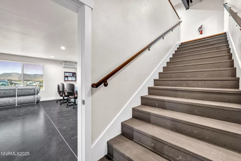 2 Brown, Dayton, Nevada 89403, ,Commercial Sale,Residential,Brown,250052608