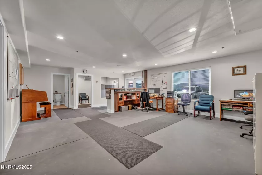 2 Brown, Dayton, Nevada 89403, ,Commercial Sale,Residential,Brown,250052608