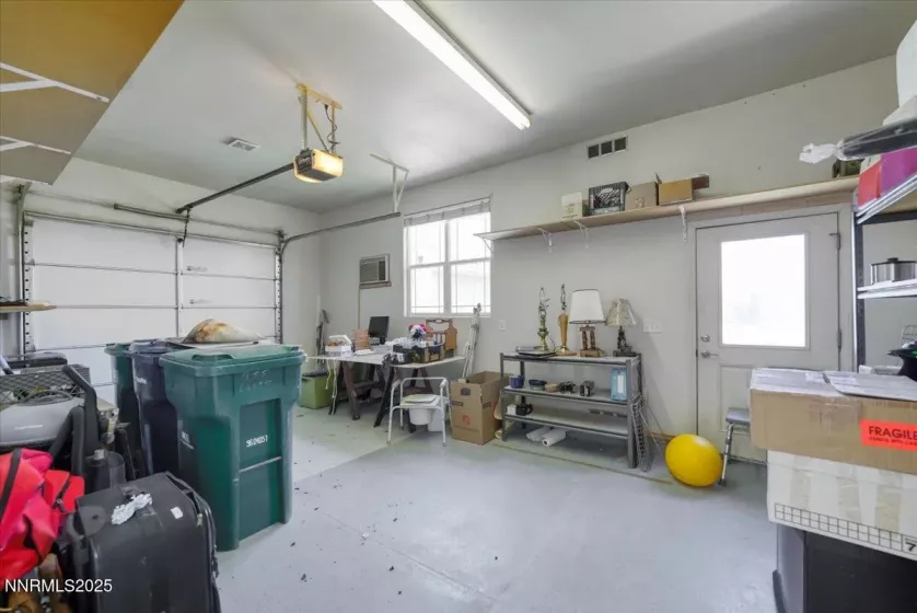 955 Lasso, Fernley, Nevada 89408, 3 Bedrooms Bedrooms, ,2 BathroomsBathrooms,Residential,Residential,Lasso,250052609