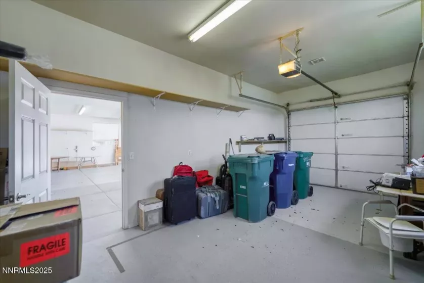955 Lasso, Fernley, Nevada 89408, 3 Bedrooms Bedrooms, ,2 BathroomsBathrooms,Residential,Residential,Lasso,250052609