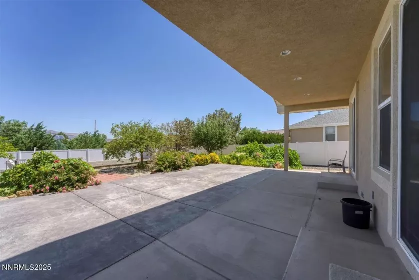 955 Lasso, Fernley, Nevada 89408, 3 Bedrooms Bedrooms, ,2 BathroomsBathrooms,Residential,Residential,Lasso,250052609