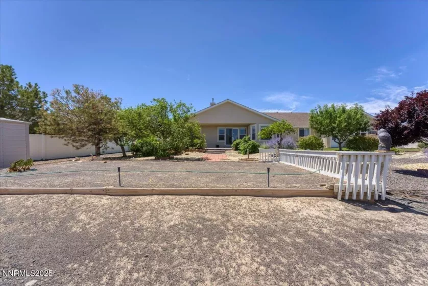 955 Lasso, Fernley, Nevada 89408, 3 Bedrooms Bedrooms, ,2 BathroomsBathrooms,Residential,Residential,Lasso,250052609