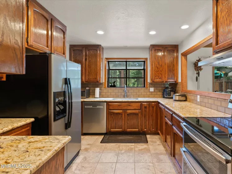 139 Rosewood, Stateline, Nevada 89449, 3 Bedrooms Bedrooms, ,2 BathroomsBathrooms,Residential,Residential,Rosewood,250052612