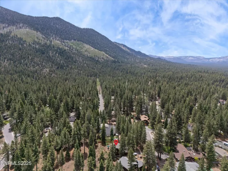 139 Rosewood, Stateline, Nevada 89449, 3 Bedrooms Bedrooms, ,2 BathroomsBathrooms,Residential,Residential,Rosewood,250052612