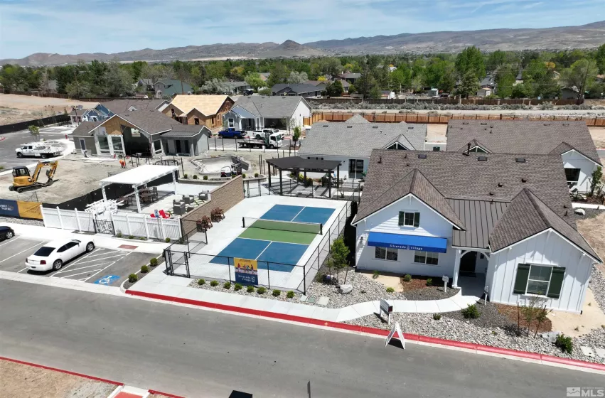282 Arlis, Sparks, Nevada 89441, 2 Bedrooms Bedrooms, ,2 BathroomsBathrooms,Residential,Residential,Arlis,240015360
