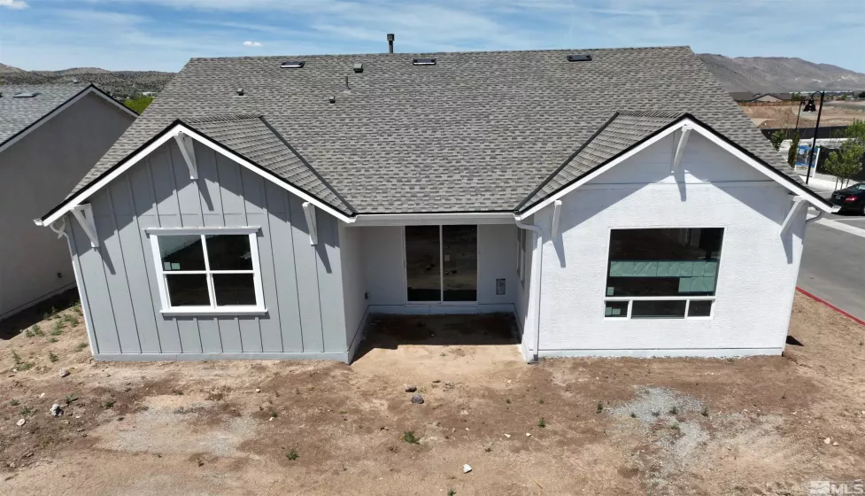 282 Arlis, Sparks, Nevada 89441, 2 Bedrooms Bedrooms, ,2 BathroomsBathrooms,Residential,Residential,Arlis,240015360