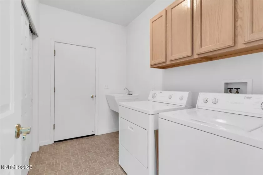 1797 Lantana, Minden, Nevada 89423, 3 Bedrooms Bedrooms, ,2 BathroomsBathrooms,Residential,Residential,Lantana,250052605