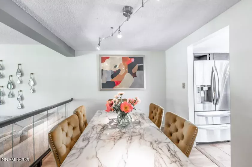 1419 Foster, Reno, Nevada 89509, 2 Bedrooms Bedrooms, ,3 BathroomsBathrooms,Residential,Residential,Foster,250052613