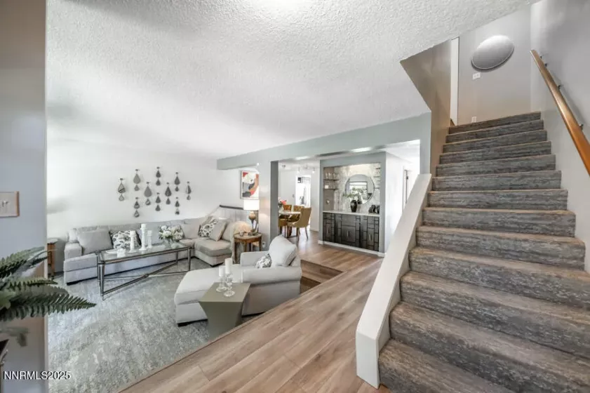 1419 Foster, Reno, Nevada 89509, 2 Bedrooms Bedrooms, ,3 BathroomsBathrooms,Residential,Residential,Foster,250052613