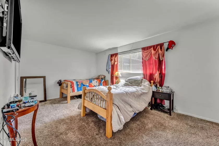 827 Robin, Incline Village, Nevada 89451, 3 Bedrooms Bedrooms, ,2 BathroomsBathrooms,Residential,Residential,Robin,250052615