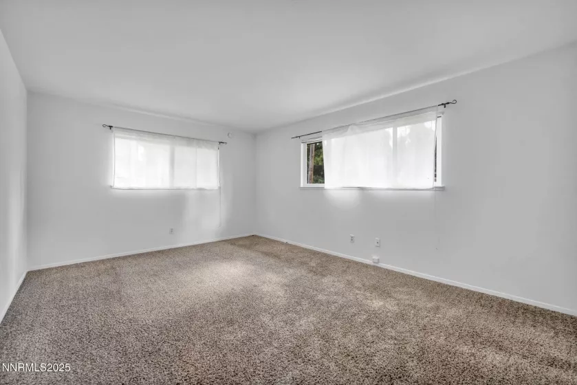 827 Robin, Incline Village, Nevada 89451, 3 Bedrooms Bedrooms, ,2 BathroomsBathrooms,Residential,Residential,Robin,250052615