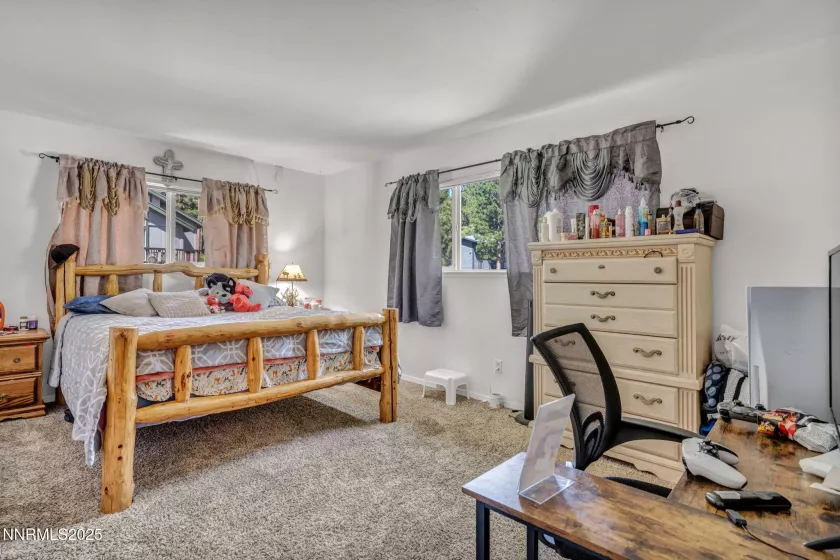 827 Robin, Incline Village, Nevada 89451, 3 Bedrooms Bedrooms, ,2 BathroomsBathrooms,Residential,Residential,Robin,250052615