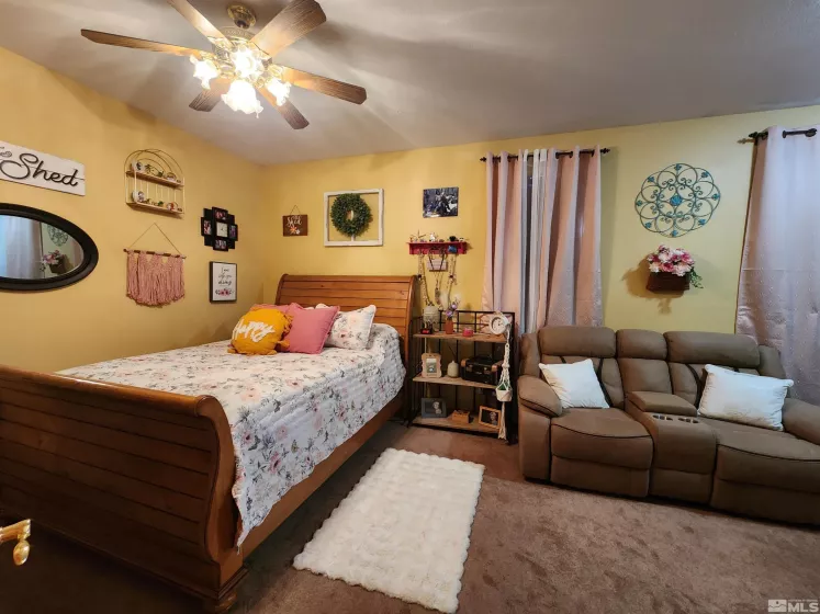 271 Greencrest, Spring Creek, Nevada 89815, 3 Bedrooms Bedrooms, ,3 BathroomsBathrooms,Residential,Residential,Greencrest,250000434