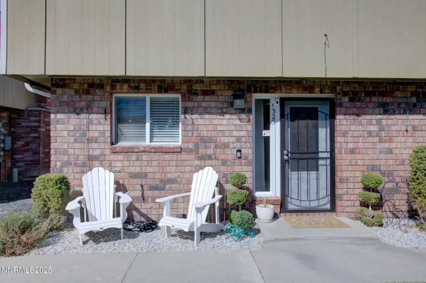 1325 Lompa, Carson City, Nevada 89701, 2 Bedrooms Bedrooms, ,3 BathroomsBathrooms,Residential,Residential,Lompa,250052618
