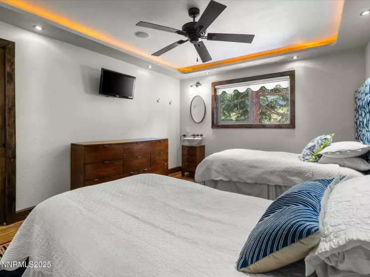 bed 2