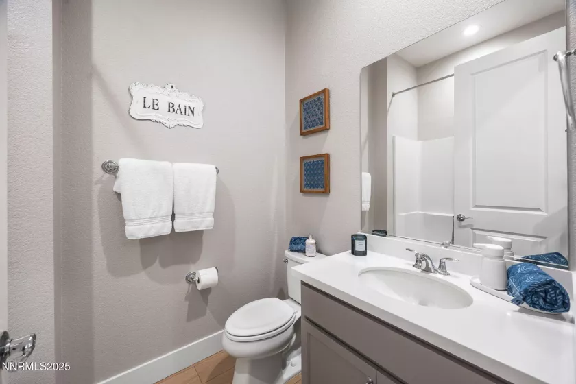 7873 Hoback, Sparks, Nevada 89436, 3 Bedrooms Bedrooms, ,3 BathroomsBathrooms,Residential,Residential,Hoback,250052624