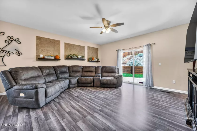 365 Orrcrest, Reno, Nevada 89506, 3 Bedrooms Bedrooms, ,2 BathroomsBathrooms,Residential,Residential,Orrcrest,250052628