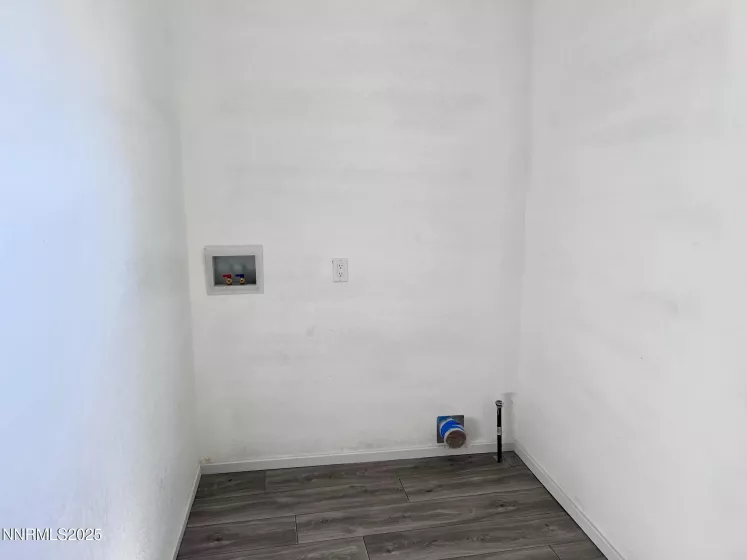 635 Grinnel, Lovelock, Nevada 89419, 3 Bedrooms Bedrooms, ,2 BathroomsBathrooms,Residential,Residential,Grinnel,250052632