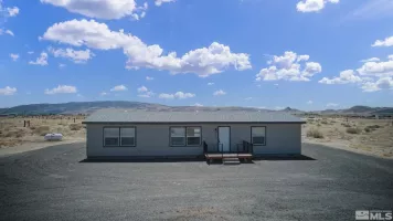1715 10th, Silver Springs, Nevada 89429, 3 Bedrooms Bedrooms, ,2 BathroomsBathrooms,Residential,Residential,10th,240000729
