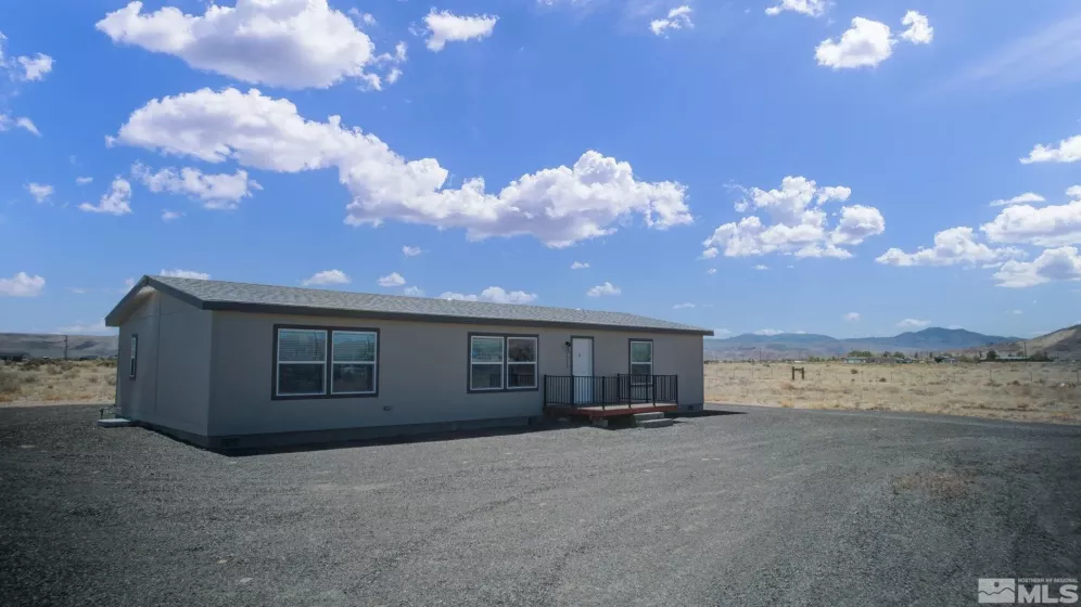 1715 10th, Silver Springs, Nevada 89429, 3 Bedrooms Bedrooms, ,2 BathroomsBathrooms,Residential,Residential,10th,240000729