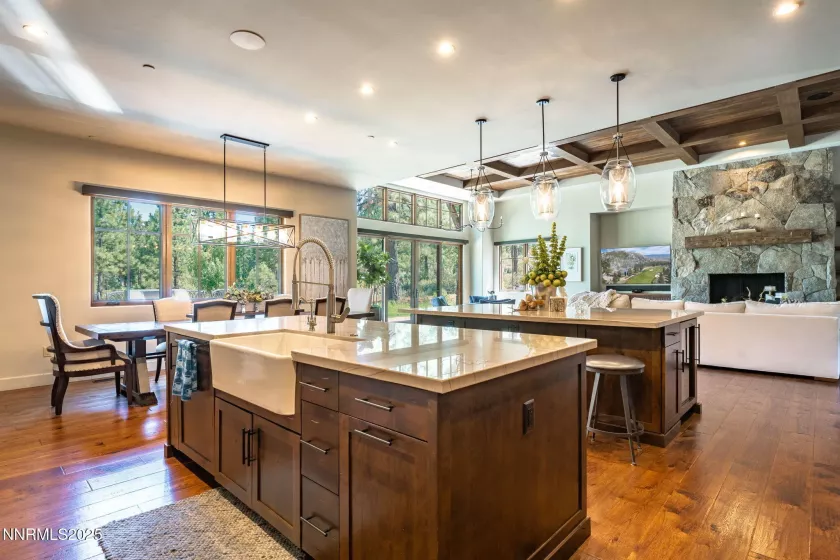 153 Walton Toll, Carson City, Nevada 89705, 5 Bedrooms Bedrooms, ,6 BathroomsBathrooms,Residential,Residential,Walton Toll,250052633