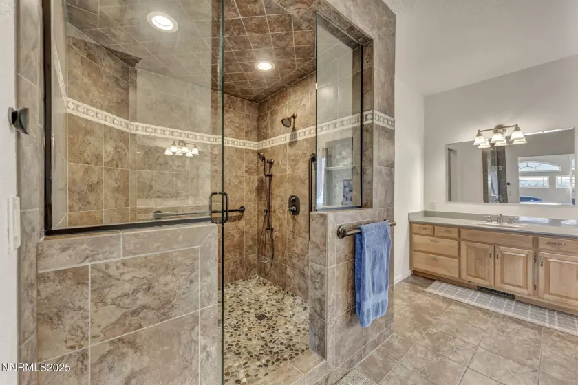 421 Silver Star, Yerington, Nevada 89447, 4 Bedrooms Bedrooms, ,3 BathroomsBathrooms,Residential,Residential,Silver Star,250052634