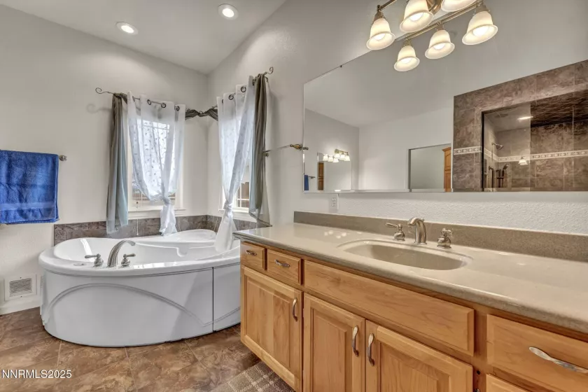 421 Silver Star, Yerington, Nevada 89447, 4 Bedrooms Bedrooms, ,3 BathroomsBathrooms,Residential,Residential,Silver Star,250052634