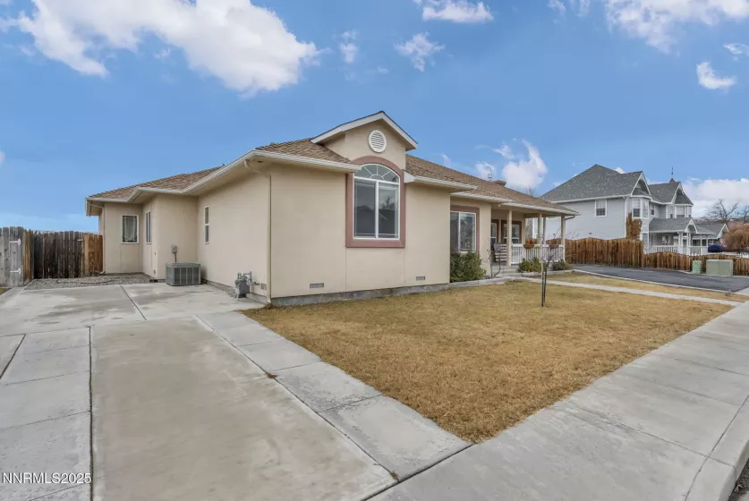 421 Silver Star, Yerington, Nevada 89447, 4 Bedrooms Bedrooms, ,3 BathroomsBathrooms,Residential,Residential,Silver Star,250052634