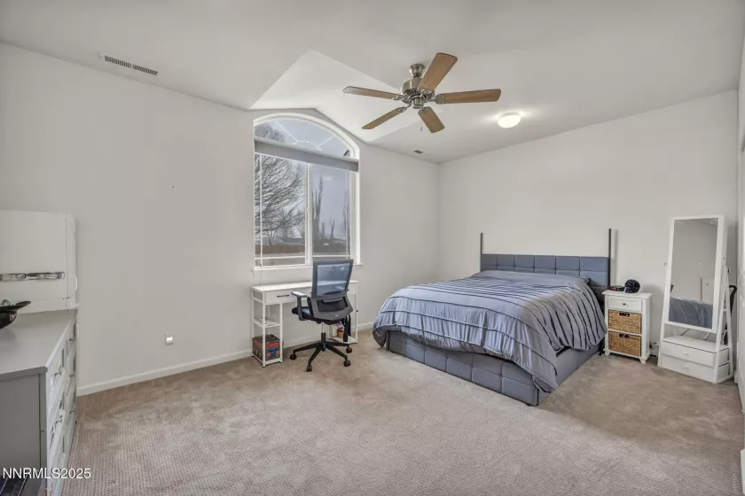 421 Silver Star, Yerington, Nevada 89447, 4 Bedrooms Bedrooms, ,3 BathroomsBathrooms,Residential,Residential,Silver Star,250052634